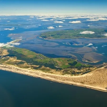 Gemuetliche Und Helle Dachgeschosswohnung Zwischen Nord- Und Ostsee * Klixbüll